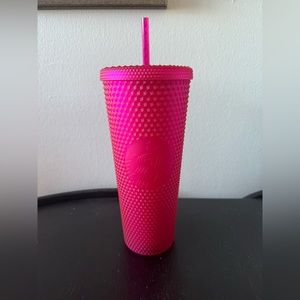 SOLD // Starbucks Cup - Studded Hot Ruby Pink  / 2023 / BNWT / Venti Cold Cup